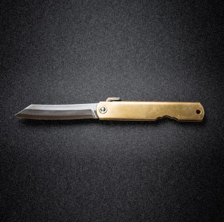 Diese Messer, auch als Higonokami bekannt, sind Zeugen der feinsten Handwerkskunst.